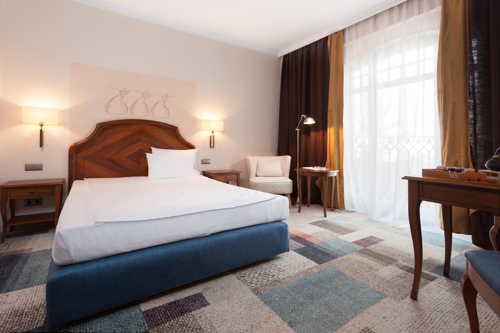 Hotel Rejs 우스트카 외부 사진